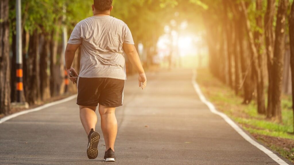 Melhores tênis para obesidade e sobrepeso, selecionados para promover conforto e suporte durante atividades físicas.